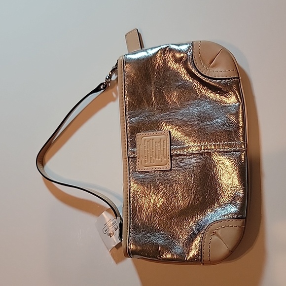 COACH | Silver Metallic Tan Wristlet - Picture 6 of 6